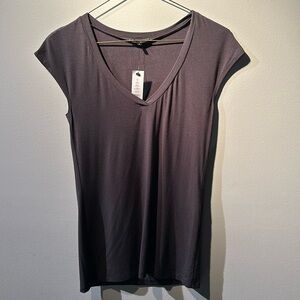 NWT Theory brown v neck short sleeve tee